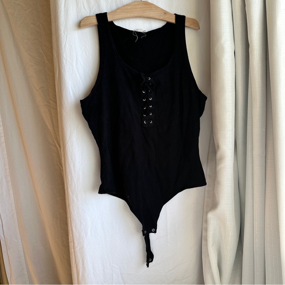 BUNDLE/PACK of 7 Women’s Large Bodysuits Variety of Brands ALL Black Except 1 - Picture 3 of 7